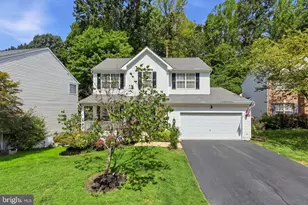 5608 Eppes Island Pl, Manassas, VA 20112 - Photo 3