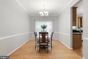 5608 Eppes Island Pl, Manassas, VA 20112 - Photo 15