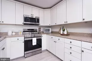 6142 Aster Haven Cir, Haymarket, VA 20169 - Photo 15