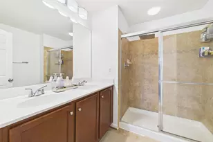 15653 John Diskin Cir, Woodbridge, VA 22191 - Photo 21