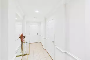 15653 John Diskin Cir, Woodbridge, VA 22191 - Photo 3