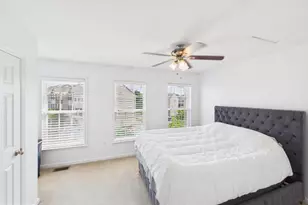 15653 John Diskin Cir, Woodbridge, VA 22191 - Photo 23