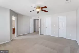15657 William Bayliss Ct, Woodbridge, VA 22191 - Photo 21