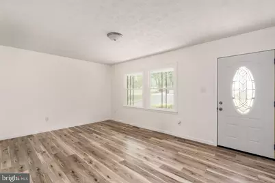 5844 Anthony Drive, Woodbridge, VA 22193 - Photo 7