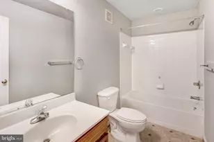 15657 William Bayliss Ct, Woodbridge, VA 22191 - Photo 33