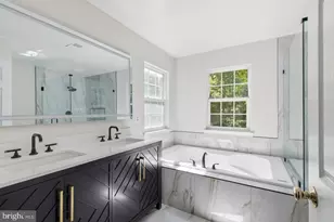 14039 Sable Ct, Woodbridge, VA 22193 - Photo 33