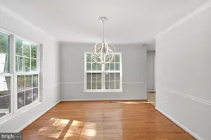 14039 Sable Ct, Woodbridge, VA 22193 - Photo 7