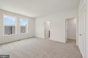 18022 Alicia Ave, Dumfries, VA 22026 - Photo 11