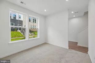 18022 Alicia Ave, Dumfries, VA 22026 - Photo 17