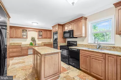 9010 Westchester Drive, Manassas, VA 20112 - Photo 11