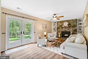 9010 Westchester Dr, Manassas, VA 20112 - Photo 5