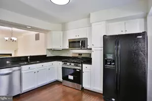 4977 Buena Vista Dr, Dumfries, VA 22025 - Photo 9