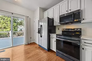 8812 Fenimore Pl, Bristow, VA 20136 - Photo 15