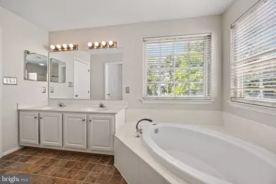 8812 Fenimore Place, Bristow, VA 20136 - Photo 31
