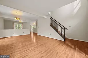 8812 Fenimore Pl, Bristow, VA 20136 - Photo 5