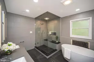 4204 Avon Dr, Dumfries, VA 22025 - Photo 3