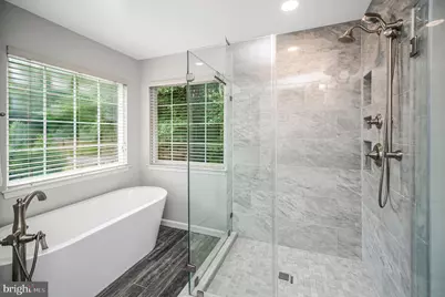 5917 Fincastle Drive, Manassas, VA 20112 - Photo 19