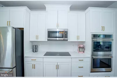 8790 Kensington Church Street, Manassas, VA 20112 - Photo 15