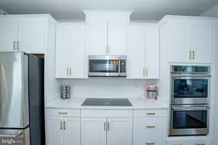 8790 Kensington Church St, Manassas, VA 20112 - Photo 15