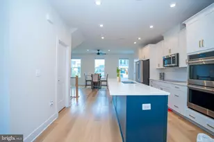 8790 Kensington Church St, Manassas, VA 20112 - Photo 11