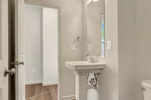 2508 Neabsco Common Pl, Woodbridge, VA 22191 - Photo 13