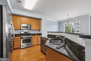 6821 Hampton Bay Ln, Gainesville, VA 20155 - Photo 7