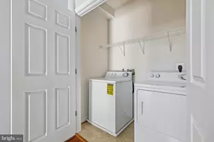 6821 Hampton Bay Ln, Gainesville, VA 20155 - Photo 19