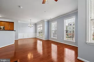 6821 Hampton Bay Ln, Gainesville, VA 20155 - Photo 11