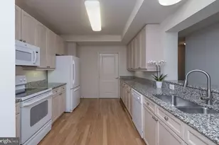 485 Harbor Side St, Woodbridge, VA 22191 - Photo 9