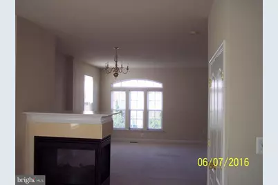 731 Chevington Court, Woodbridge, VA 22191 - Photo 3