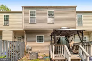 2599 Grayton Ln, Woodbridge, VA 22191 - Photo 35