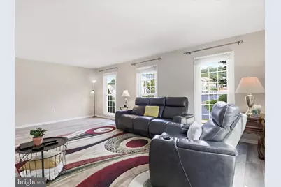 12156 Winona Drive, Woodbridge, VA 22192 - Photo 7