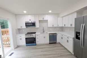 3015 Bromley Ct, Woodbridge, VA 22192 - Photo 5