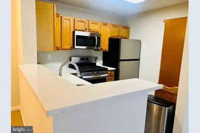 1049 Gardenview Loop #204, Woodbridge, VA 22191 - Photo 3