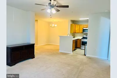 1049 Gardenview Loop #204, Woodbridge, VA 22191 - Photo 7