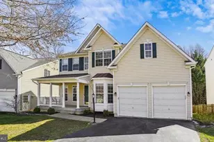 5317 Gunston Hall Dr, Woodbridge, VA 22193 - Photo 1