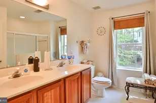15979 Cove Ln, Dumfries, VA 22025 - Photo 13