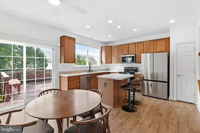 8154 Rainwater Circle, Manassas, VA 20111 - Photo 23