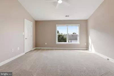 8154 Rainwater Circle, Manassas, VA 20111 - Photo 33
