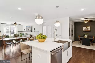 3700 Havertill Ln, Woodbridge, VA 22193 - Photo 7