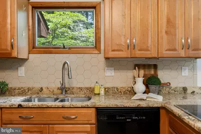 12212 Woodlark Court, Manassas, VA 20112 - Photo 15
