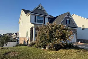 7546 Mint Springs Ct, Manassas, VA 20109 - Photo 3