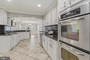 14707 Dunbar Ln, Woodbridge, VA 22193 - Photo 17