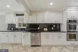 14707 Dunbar Ln, Woodbridge, VA 22193 - Photo 15