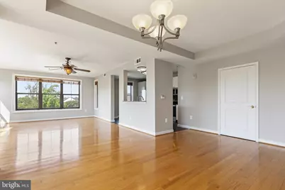 485 Harbor Side Street #414, Woodbridge, VA 22191 - Photo 3