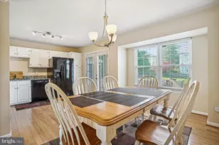 2816 Brier Pond Cir, Woodbridge, VA 22191 - Photo 15