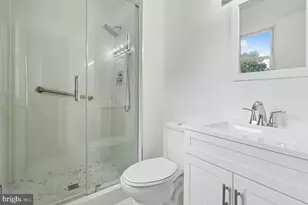 13406 Nickleson Dr, Woodbridge, VA 22193 - Photo 19