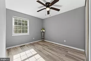 16324 Taconic Cir, Dumfries, VA 22025 - Photo 27