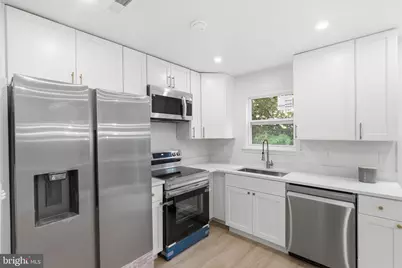 15387 Gatehouse Terrace, Woodbridge, VA 22191 - Photo 11