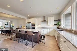 13827 Estuary Pl, Woodbridge, VA 22191 - Photo 13